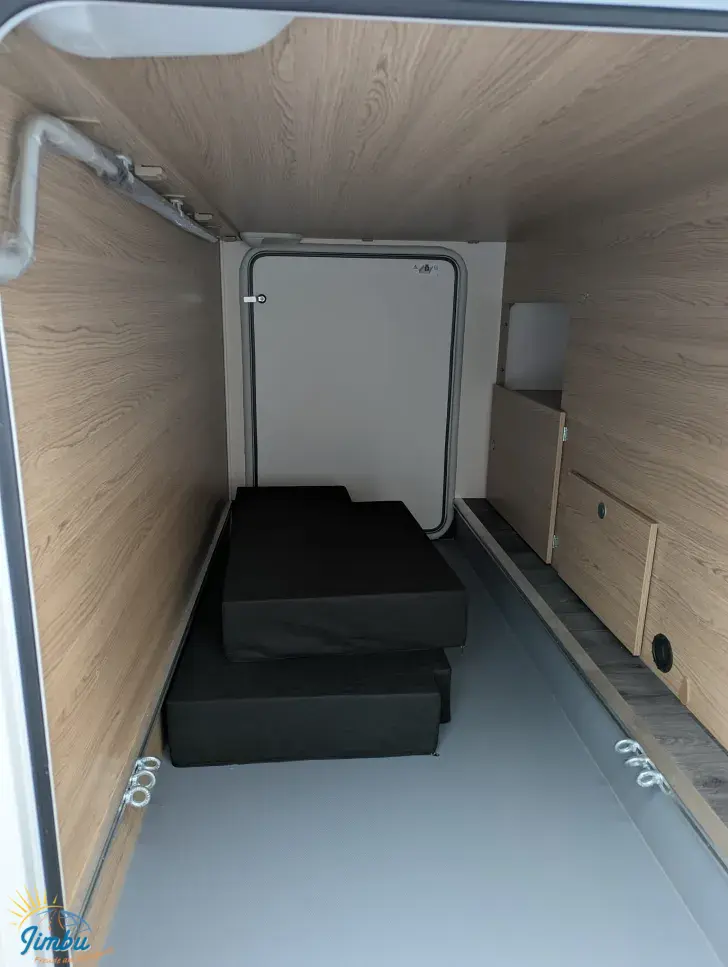 Fahrzeugbild LMC Cruiser V 646 G #37