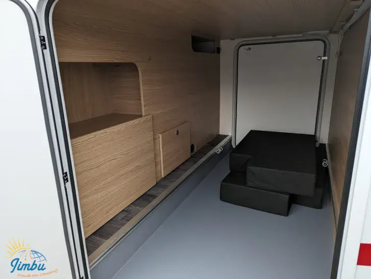 Fahrzeugbild LMC Cruiser V 646 G #38