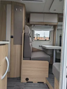 Fahrzeugbild LMC Cruiser V 646 G #12