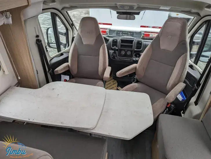 Fahrzeugbild LMC Cruiser V 646 G #15