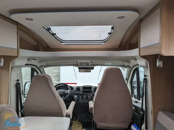 Fahrzeugbild LMC Cruiser V 646 G #24