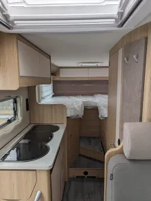 Fahrzeugbild LMC Cruiser V 646 G #25