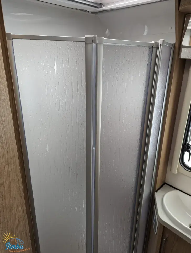 Fahrzeugbild LMC Cruiser V 646 G #32