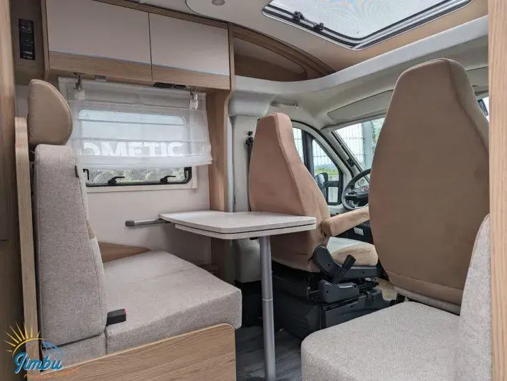 Fahrzeugbild LMC Cruiser V 646 G #20