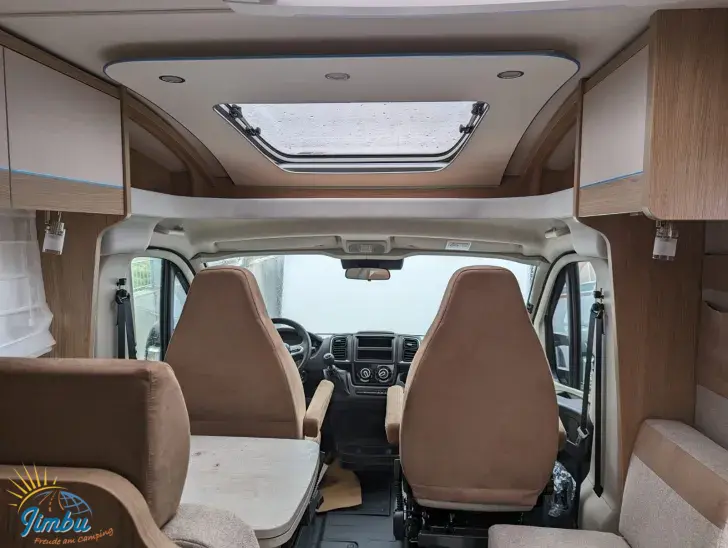 Fahrzeugbild LMC Cruiser V 646 G #24