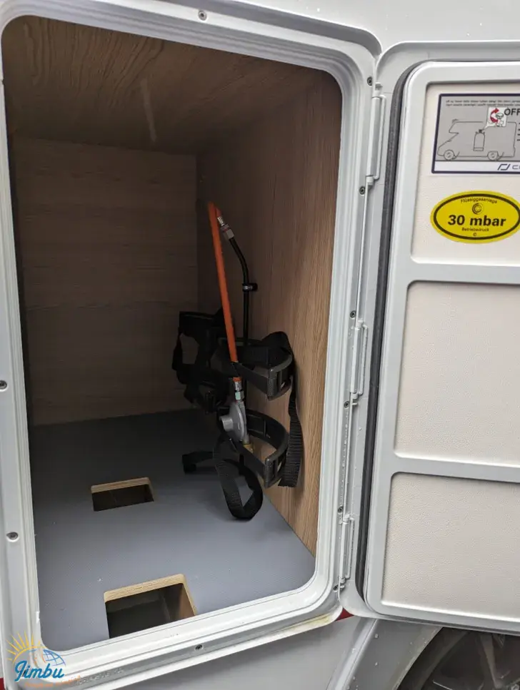 Fahrzeugbild LMC Cruiser V 646 G #40