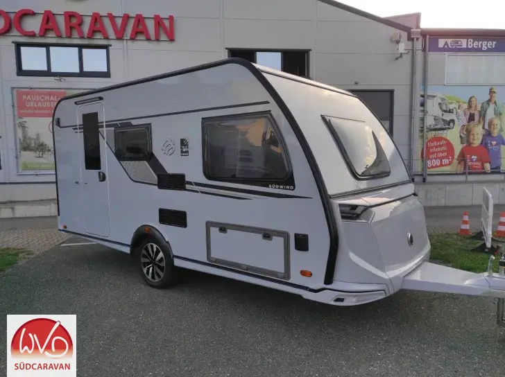 Fahrzeugbild Knaus Südwind 420 QD Black Selection #4