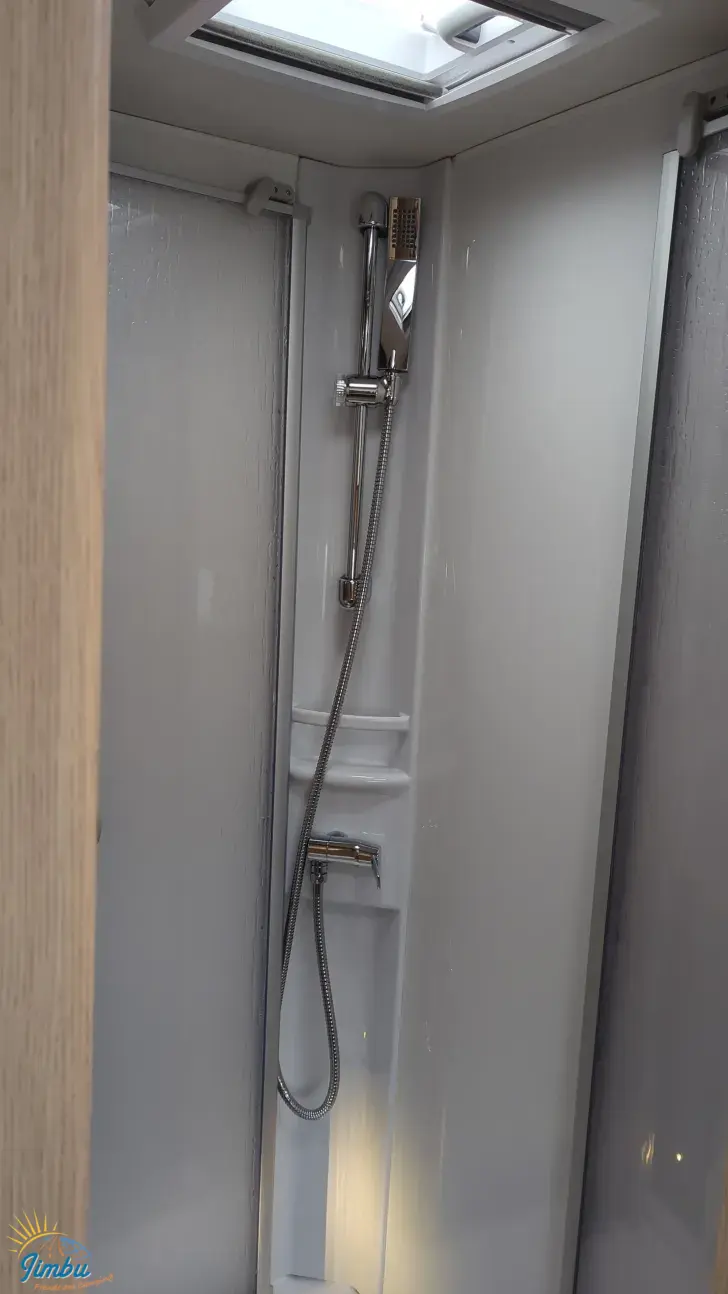 Fahrzeugbild LMC Tourer Lift H 664 G #12