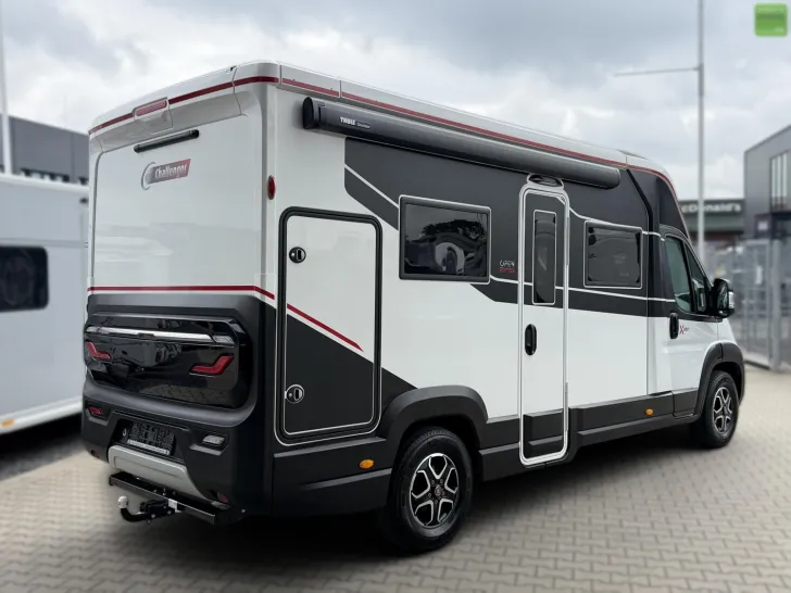 Fahrzeugbild Challenger X 250 Open Edition Arctic Zubehör Safety AHK #4
