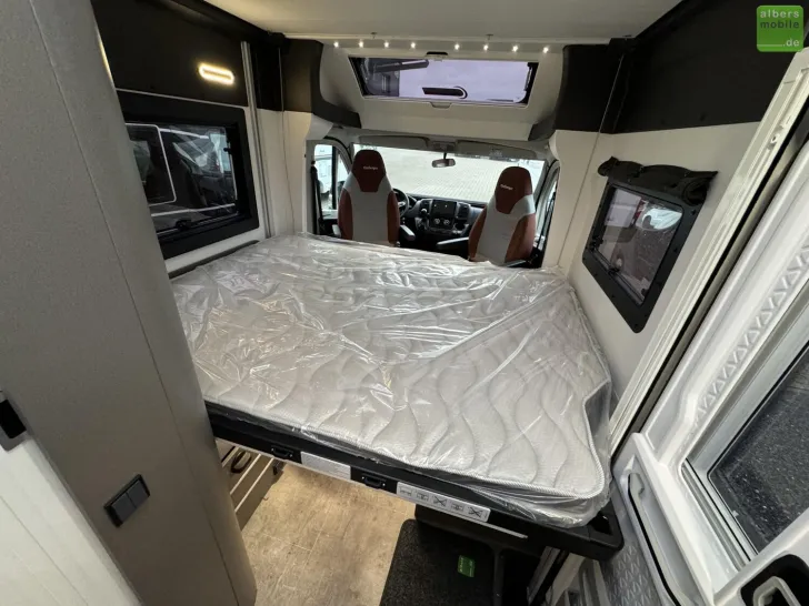 Fahrzeugbild Challenger X 250 Open Edition Arctic Zubehör Safety AHK #25