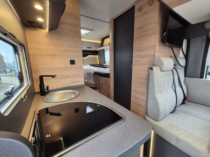 Fahrzeugbild Knaus L!VE / LIVE Wave 650 MEG *Black-Selection* #17