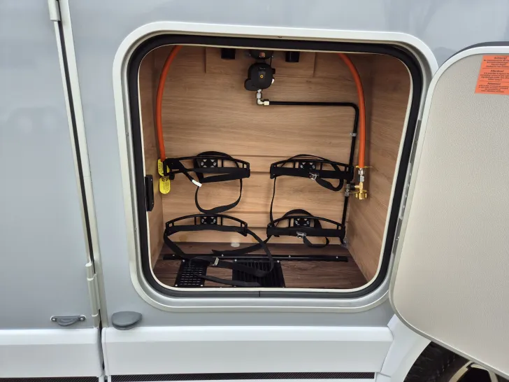 Fahrzeugbild Knaus L!VE / LIVE Wave 650 MEG *Black-Selection* #39