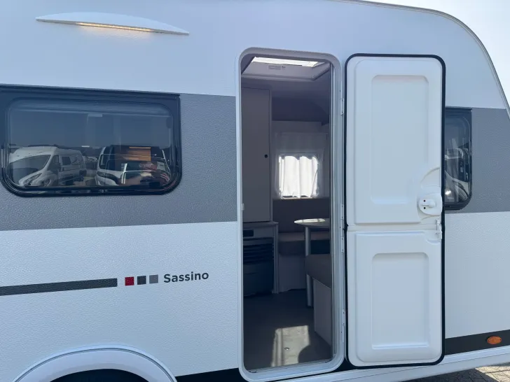 Fahrzeugbild LMC Sassino 460 E, MJ26, SASSINO PAKET #12