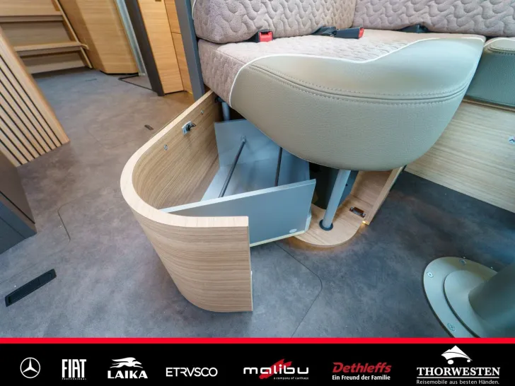 Fahrzeugbild Malibu I 470 RB LE K comfort Mercedes CHIARO Modell 26 #42