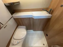 Fahrzeugbild Knaus Deseo 400 TR / Hubbett/Mover/Markise / Vorzelt #11