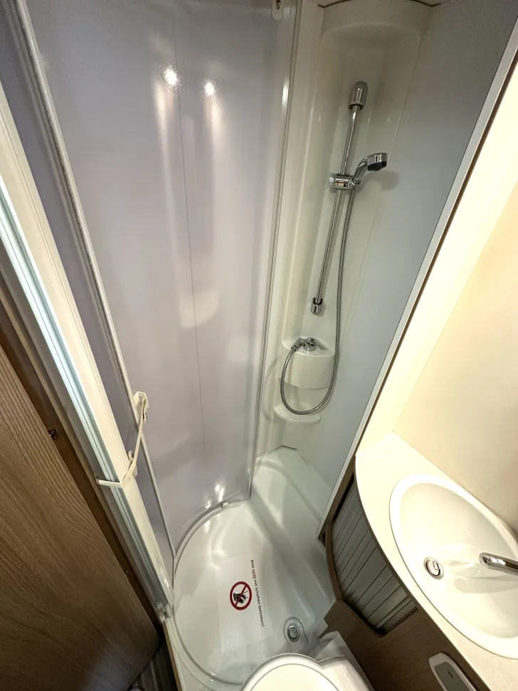 Fahrzeugbild Sun Living Lido S 42 SL 1.Hand, TV -Anlage #21