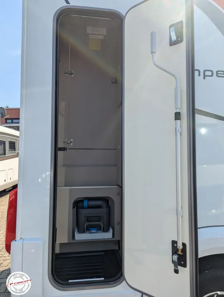 Fahrzeugbild Bürstner Campeo TD 590 Listenpreis: 91.590€ #13