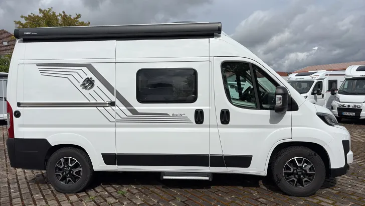 Seitlich Knaus BoxLife Pro 540 Sofort verfügbar
