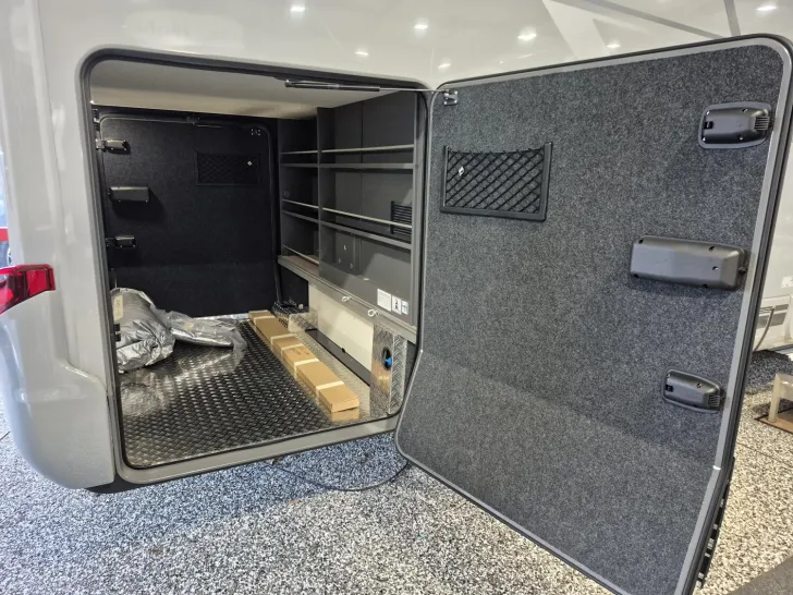 Fahrzeugbild Hymer B-Klasse MC I 680 /Arktis+Autarkie-Pkt/Dachklima #6