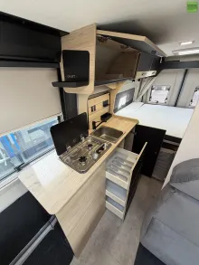 Fahrzeugbild Challenger Van Sport Edition V114 Arctic Safety Solar 2027 #15