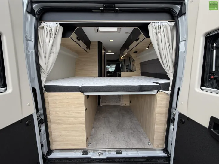 Fahrzeugbild Challenger Van Sport Edition V114 Arctic Safety Solar 2027 #23