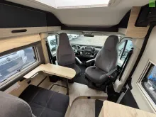 Fahrzeugbild Challenger Van Sport Edition V114 Arctic Safety Solar 2027 #28
