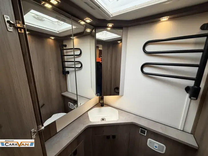 Fahrzeugbild Kabe Imperial i810 LGB Tandem AHK/AL-DE/Autarkie #12