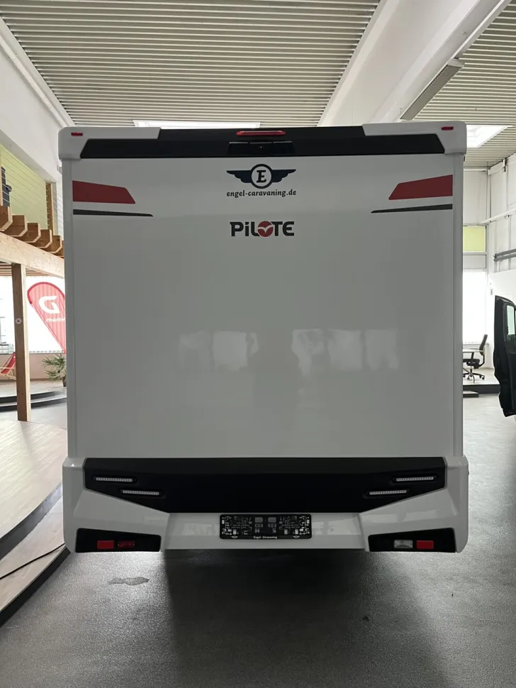 Fahrzeugbild Pilote Pacific Evidence P740FGJ #6