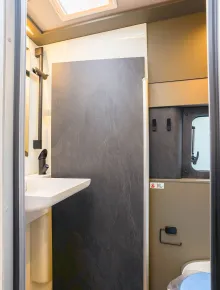 Fahrzeugbild Hymer Grand Canyon S CrossTrail 700 18.765 EUR GESPART #13