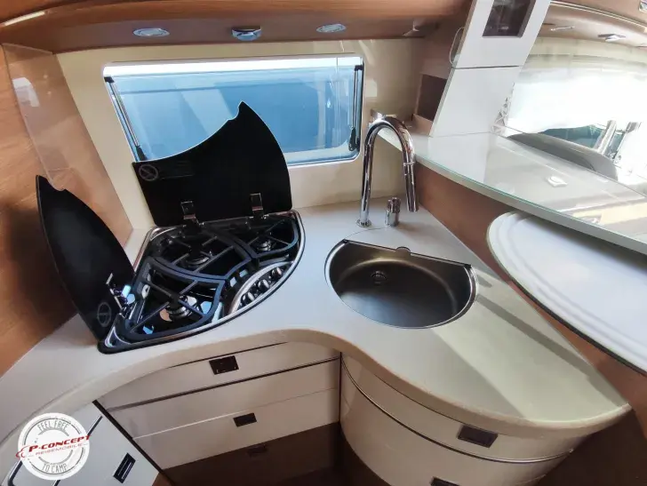 Fahrzeugbild Carthago chic c-line I 4.9 LE L Mercedes ohne Hubbett #5