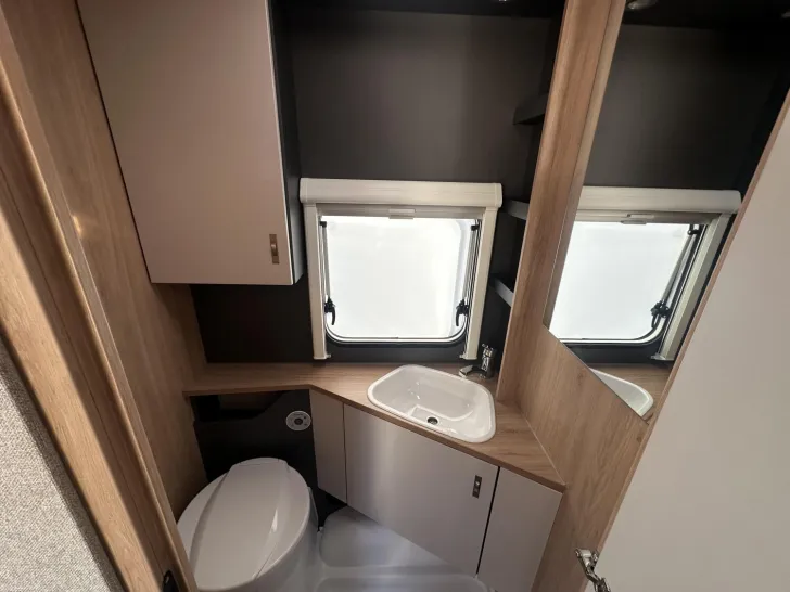Fahrzeugbild Knaus Sport 460 EU #17
