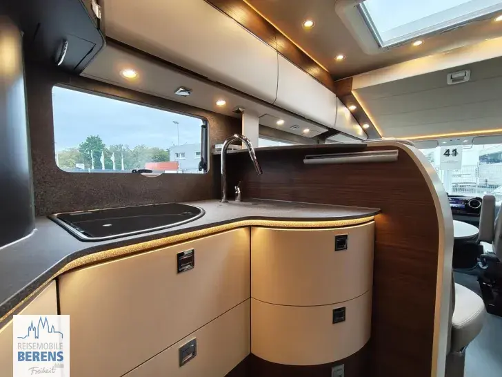 Fahrzeugbild Carthago chic c-line I 4.9 LE Mercedes #24