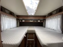 Betten Knaus Sky i 700 LEG