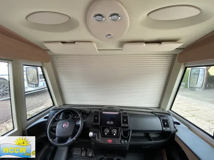 Automatische Verdunklung Knaus Sky i 700 LEG