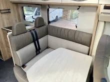 Fahrzeugbild Eura Mobil Profila T 720 EB Mondial Edition Edition 101 5 Jahre Garantie #10