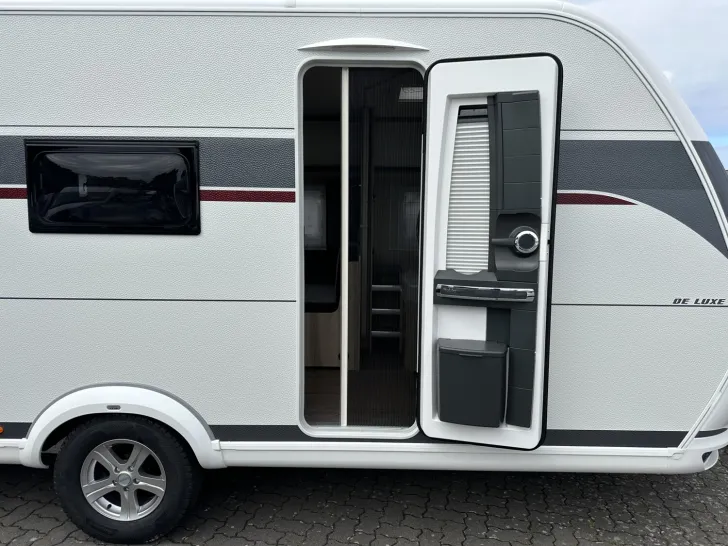 Fahrzeugbild Hobby De Luxe 545 KMF Modell 2027 #5