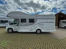 Fahrzeugbild Roller Team Zefiro 290 M*SAT+TV*180 PS... #11