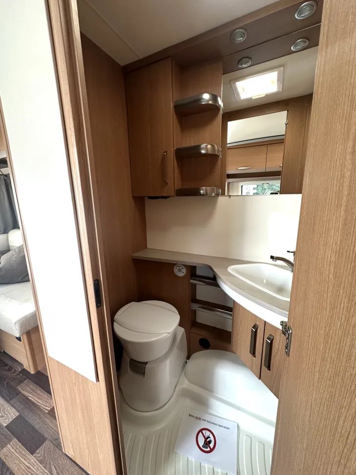 Fahrzeugbild Knaus Sport 460 EU Rangierhilfe Truma #17
