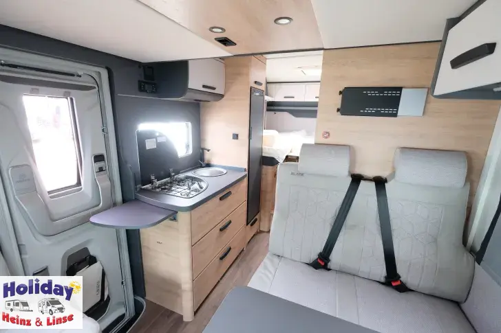 Fahrzeugbild Knaus L!VE WAVE 650 MEG Black Selection 140 PS Automatik #7