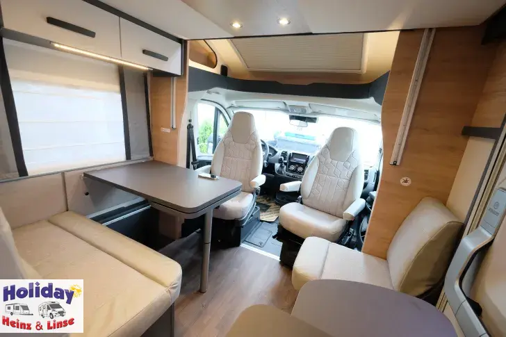 Fahrzeugbild Knaus L!VE WAVE 650 MEG Black Selection 140 PS Automatik #8