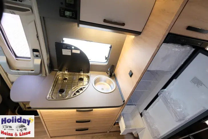Fahrzeugbild Knaus L!VE WAVE 650 MEG Black Selection 140 PS Automatik #9