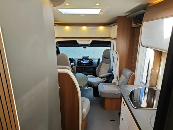 Fahrzeugbild Carthago C1-tourer T 143 KB LE comfort Mercedes #19