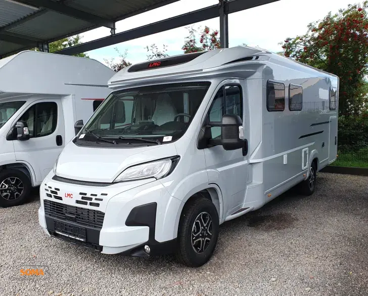 Fahrzeugbild LMC Cruiser 750 EF #5
