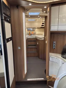 Fahrzeugbild Carthago chic e-line xl I I 61 LE Solar Lithium #18