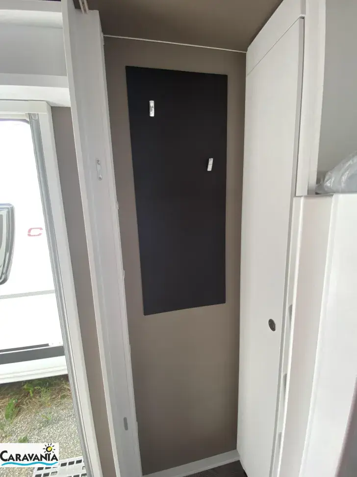 Fahrzeugbild Dethleffs c-go 565 FMK 3 er Stockbett #9
