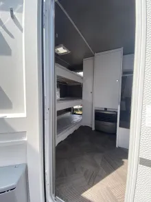 Fahrzeugbild Dethleffs c-go 565 FMK 3 er Stockbett #11