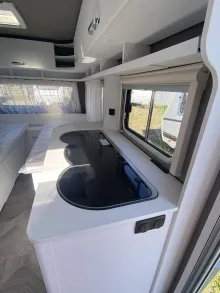Fahrzeugbild Dethleffs c-go 475 EL ähnlich Active #10