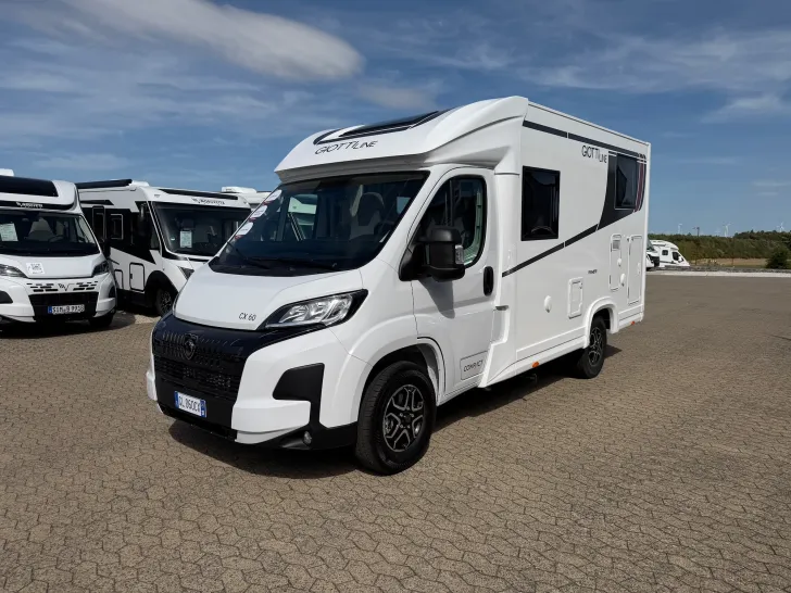 Fahrzeugbild GIOTTILINE Compact CX60 Premiere MJ27 - Super Kompakt #9
