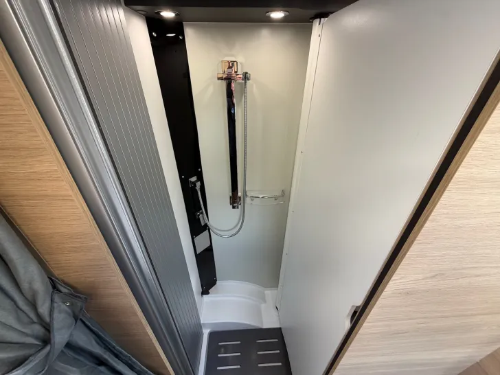 Fahrzeugbild GIOTTILINE Compact CX60 Premiere MJ27 - Super Kompakt #27