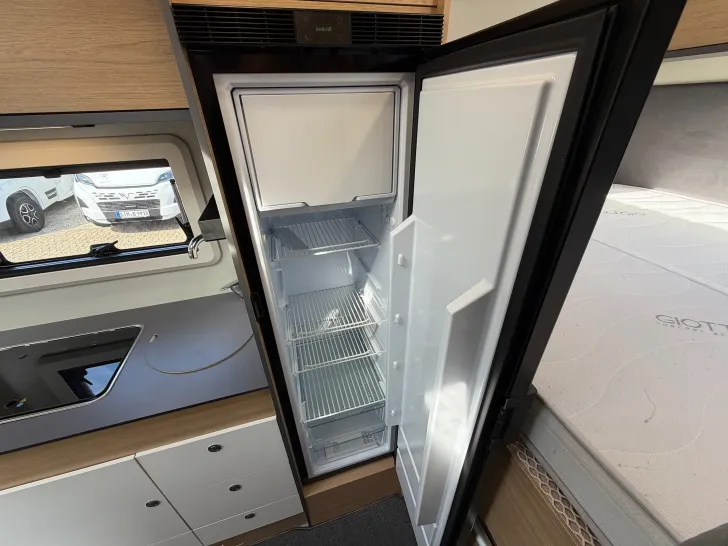 Fahrzeugbild GIOTTILINE Compact CX60 Premiere MJ27 - Super Kompakt #28